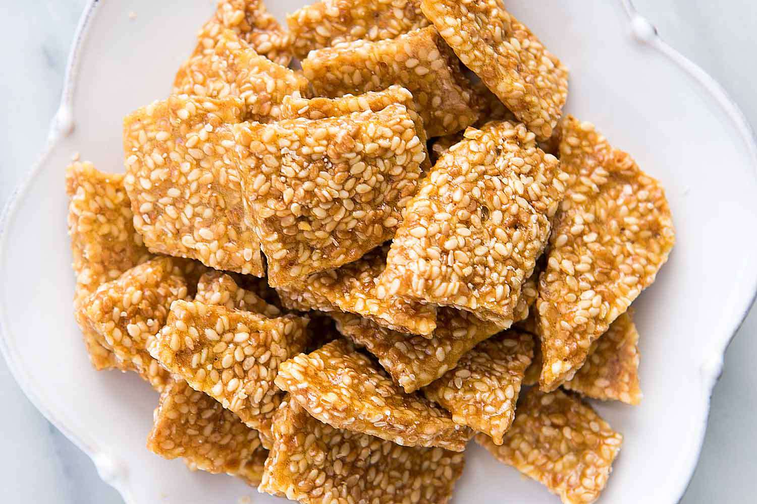شیرینی کنجدی خانگی